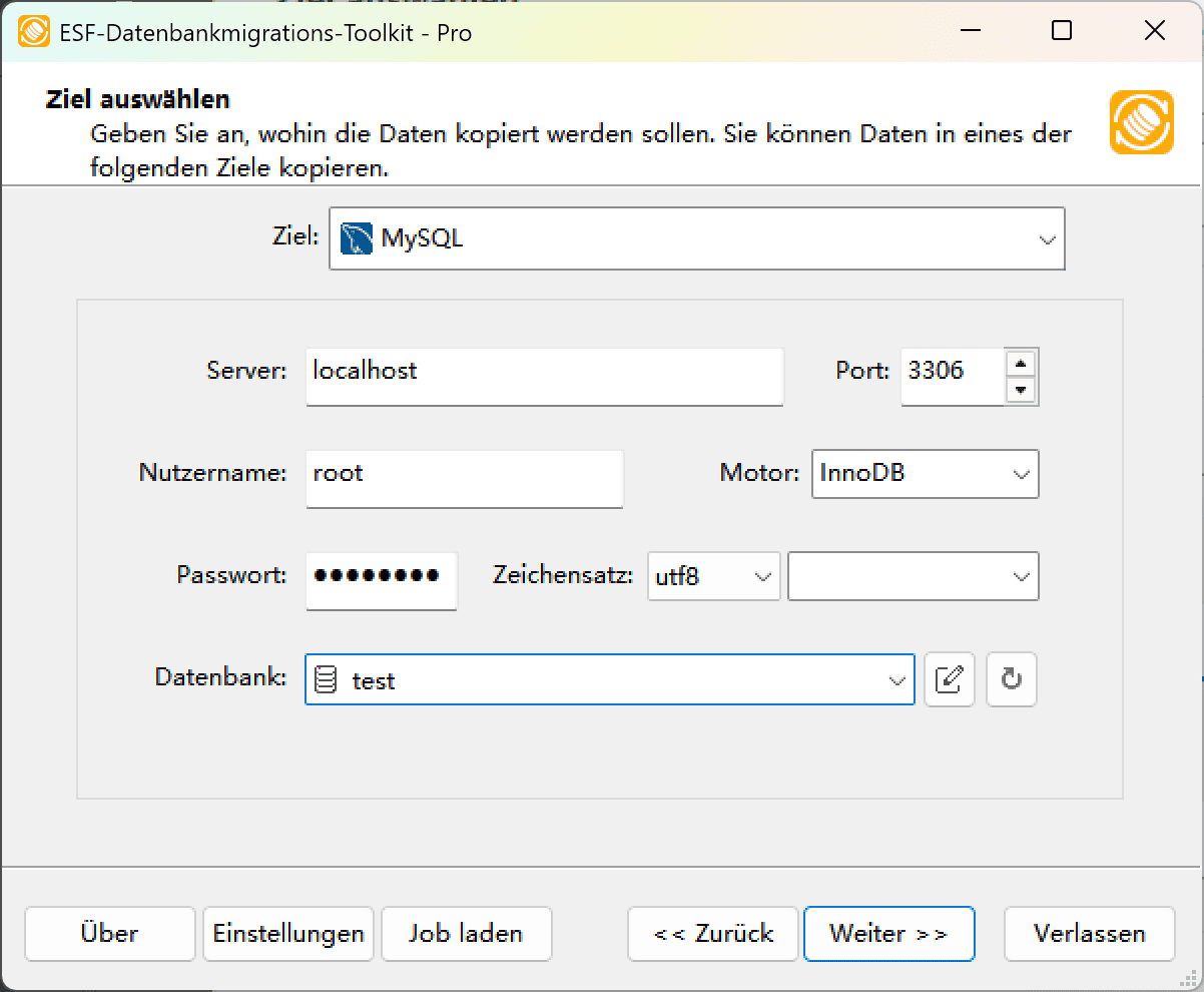 Dialogfeld "Ziel auswählen" mit MySQL-Optionen: Servereinstellungen, Speicher-Engine-Auswahl und Datenbank-Aktualisierung