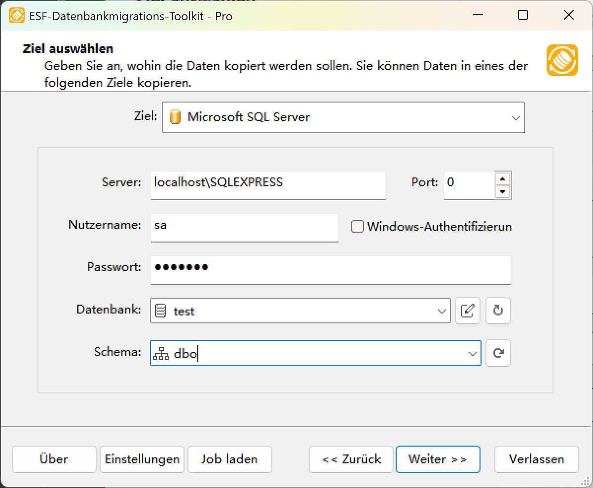 Dialogfeld "Ziel auswählen" mit SQL Server-Optionen: Hostname, Authentifizierung, Datenbank- und Schemaeinstellungen