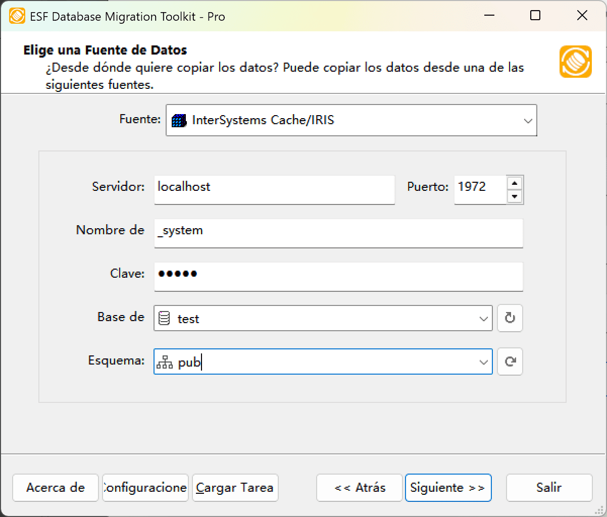 Diálogo de conexión a InterSystems Cache mostrando configuración del servidor y controles de actualización